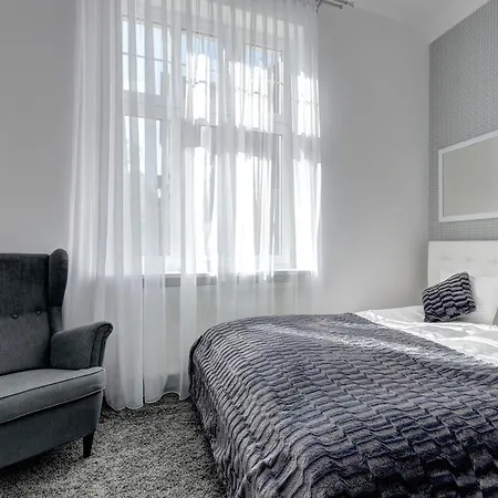 Platinum Chmielewskiego Appartement