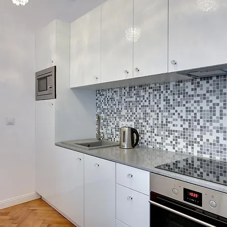 Platinum Chmielewskiego 아파트