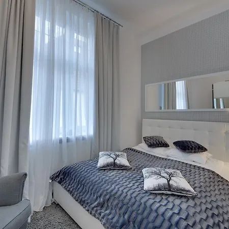 Platinum Chmielewskiego Appartement